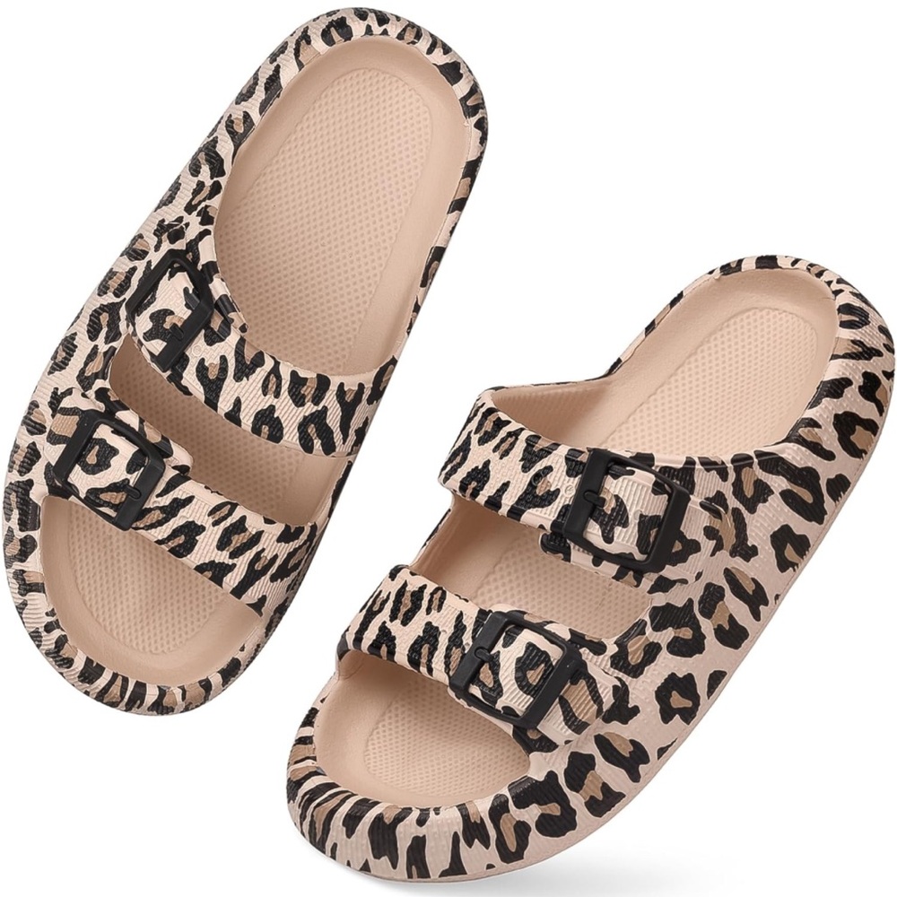 Cloud Slide Sandal, Adjustable House Shoe in Leopard, Size 6